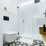 アパート Akura Apartment, Con Aire Acondicionado